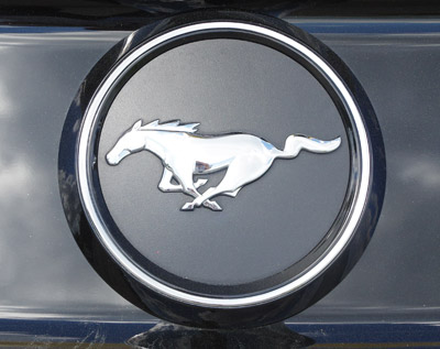 Лого ford mustang
